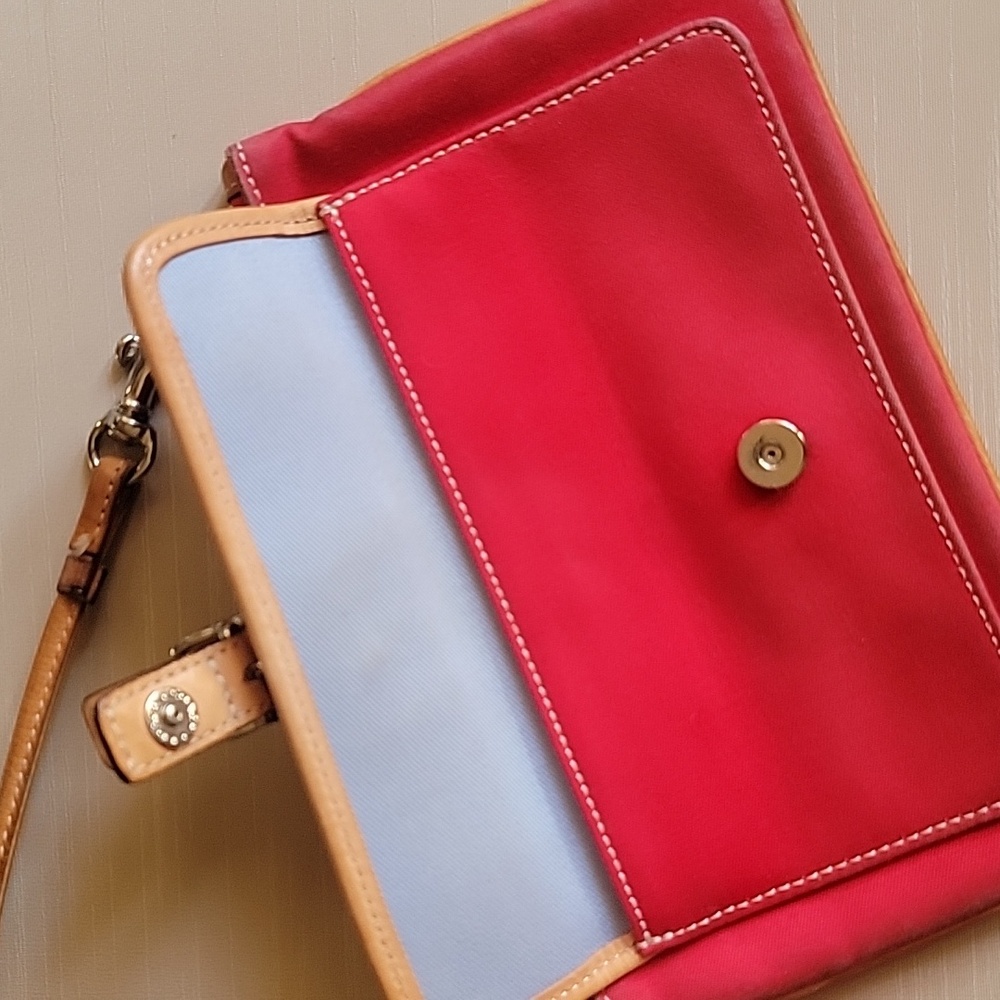 Coach Y2k Wristlet - Picture 8 of 12